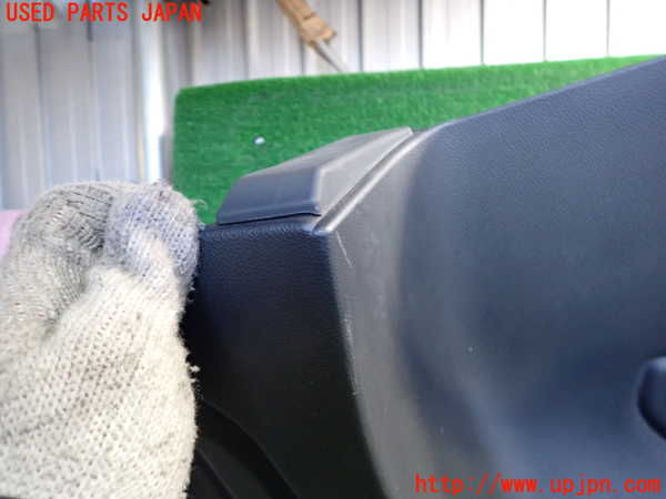 2UPJ-9236467675]GR86(BRZ)(ZN8(改))右リアピラートリム 中古_2