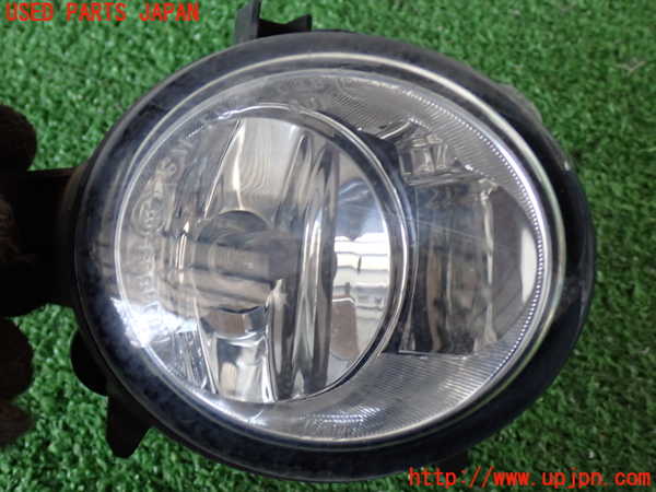 2UPJ-9236471180]BMW X5(ZV30S)(E70)右フォグ 中古_2