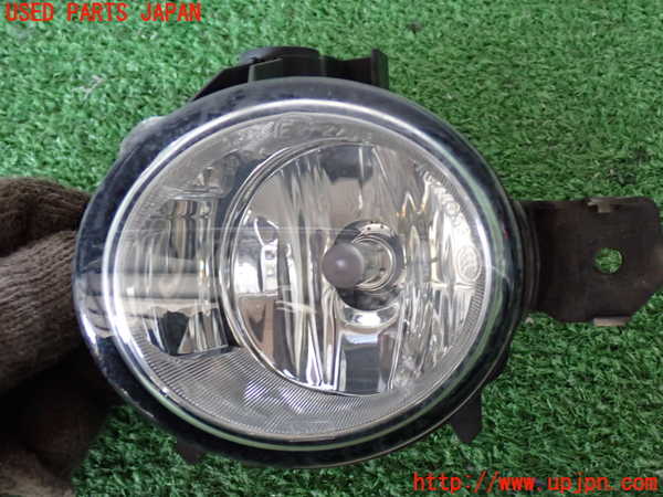 2UPJ-9236471182]BMW X5(ZV30S)(E70)左フォグ 中古_2