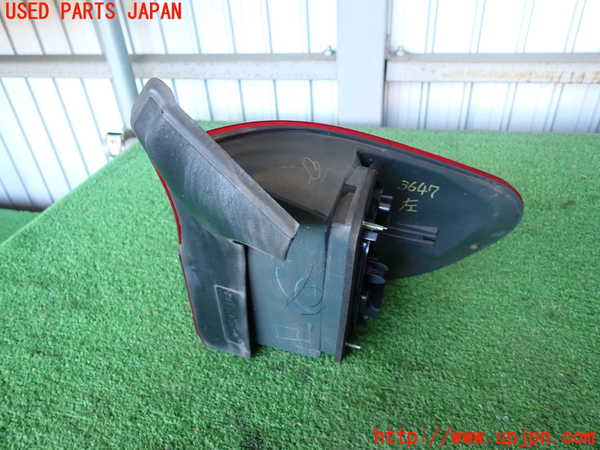 2UPJ-9236471536]BMW X5(ZV30S)(E70)左テールランプ 中古_2