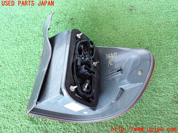 2UPJ-9236471536]BMW X5(ZV30S)(E70)左テールランプ 中古_4