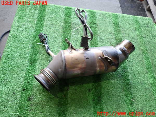 2UPJ-9236472661]BMW X5(ZV30S)(E70)触媒1 中古_3