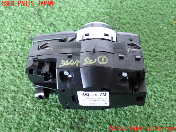2UPJ-9236476306]BMW X5(ZV30S)(E70)スイッチ1 (ナビ操作) 中古_2