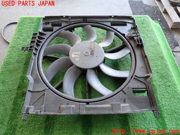 2UPJ-9236476836]BMW X5(ZV30S)(E70)電動ファン1 中古_3