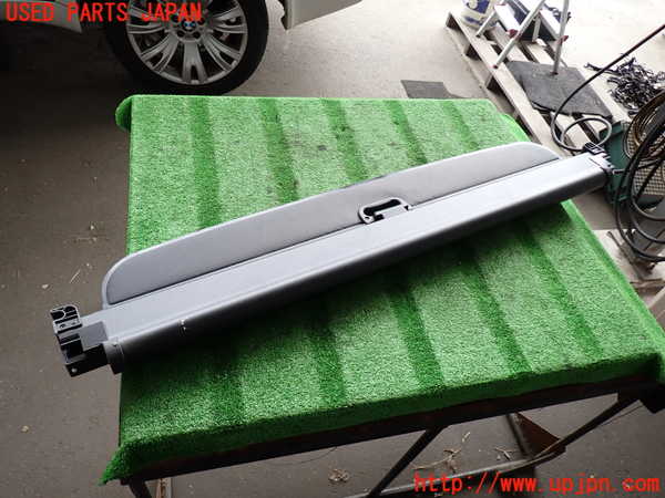 2UPJ-9236477761]BMW X5(ZV30S)(E70)トノカバー1 中古_4