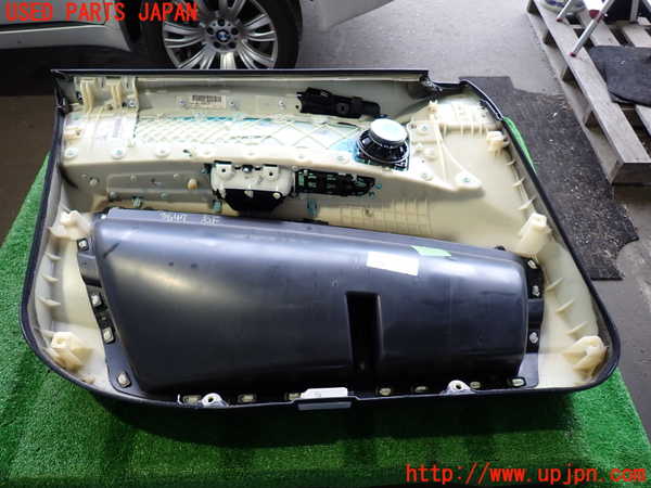 2UPJ-9236471234]BMW X5(ZV30S)(E70)右前ドア内張り 中古_5