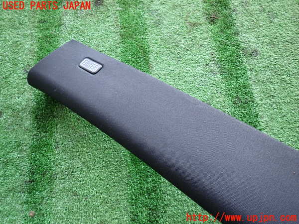 2UPJ-9236477660]BMW X5(ZV30S)(E70)左フロントピラートリム 中古_3