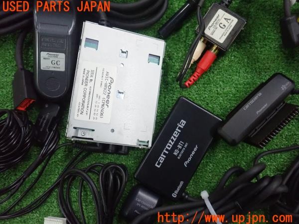 3UPJ=9236480504]BMW 320i クーペ(WA20 E92)前期 carrozzeria カロッツェリア HDDナビ AVIC-HRV22 中古_4