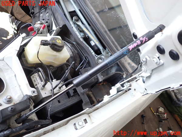 2UPJ-9236481068]BMW 320i クーペ(WA20)(E92)ボンネットダンパー 中古_2