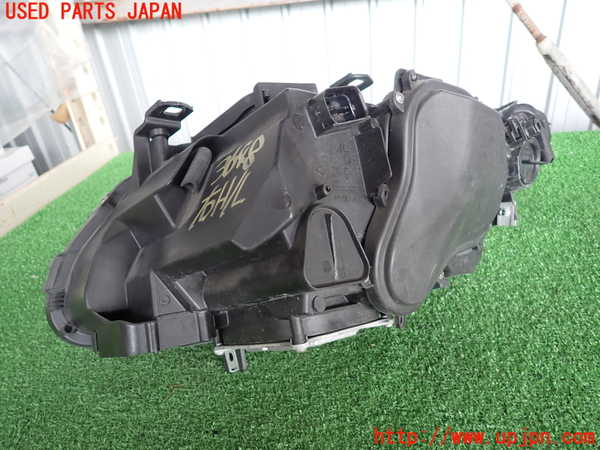 2UPJ-9236481130]BMW 320i クーペ(WA20)(E92)右ヘッドライト HID 中古_2