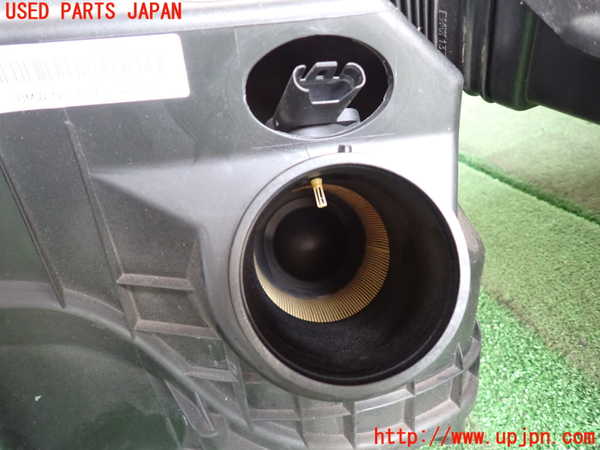 2UPJ-9236482560]BMW 320i クーペ(WA20)(E92)エアクリーナーボックス 中古_3