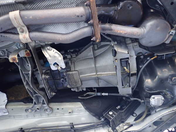 2UPJ-9236483200]BMW 320i クーペ(WA20)(E92)ミッション MT N46B20B 中古_5