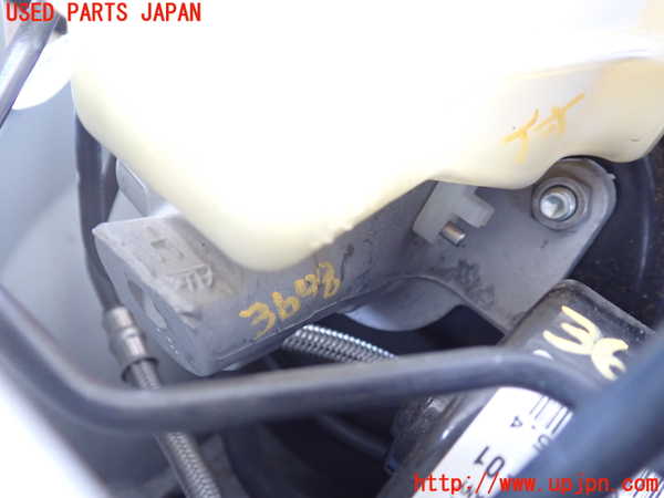 2UPJ-9236484050]BMW 320i クーペ(WA20)(E92)ブレーキマスターシリンダー 中古_2