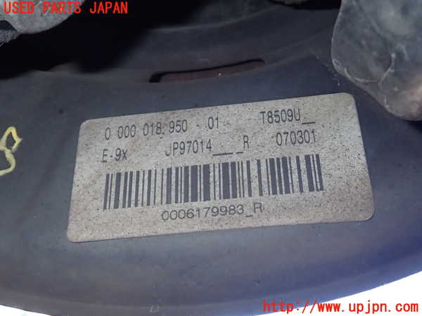 2UPJ-9236484300]BMW 320i クーペ(WA20)(E92)右リアナックルハブ 中古_3