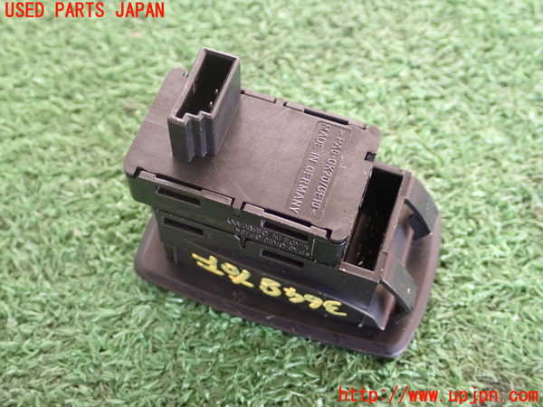 2UPJ-9236486240]BMW 320i クーペ(WA20)(E92)右パワーウィンドウスイッチ 中古_2