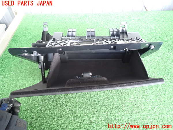 2UPJ-9236487516]BMW 320i クーペ(WA20)(E92)グローブボックス1 中古_2