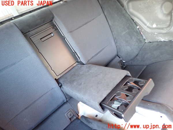 2UPJ-9236487385]BMW 320i クーペ(WA20)(E92)リアシート 中古_4