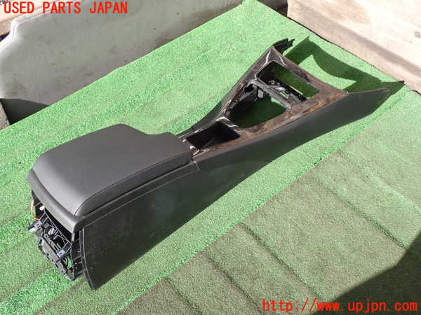2UPJ-9236487540]BMW 320i クーペ(WA20)(E92)センターコンソール 中古_2