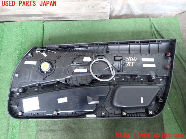 2UPJ-9236481264]BMW 320i クーペ(WA20)(E92)左ドア内張り 中古_4