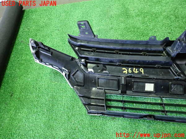 1UPJ-9236491050]ヴェルファイア(AGH30W)ラジエターグリル 中古_3