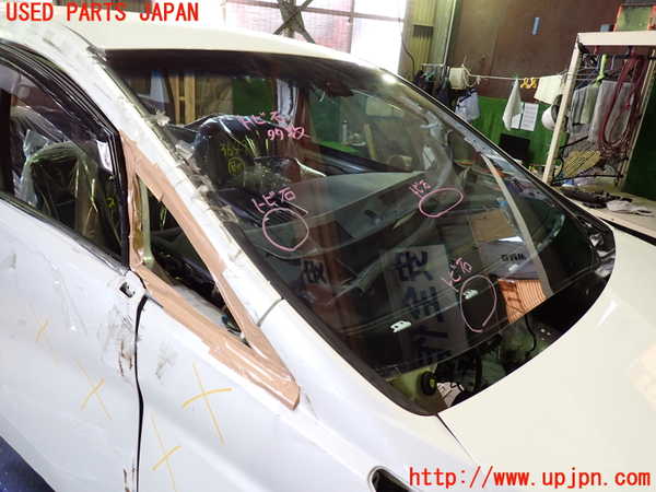 1UPJ-9236491195]ヴェルファイア(AGH30W)フロントガラス 中古(43R-000155 M41A)_2