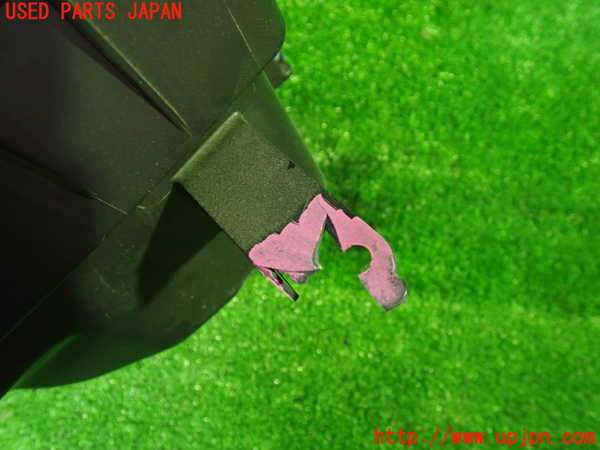 1UPJ-9236492560]ヴェルファイア(AGH30W)エアクリーナーボックス 中古_2