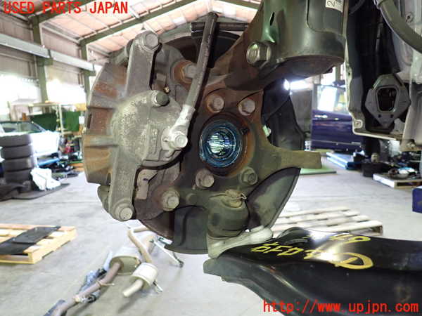 1UPJ-9236494290]ヴェルファイア(AGH30W)右フロントナックルハブ 中古_2