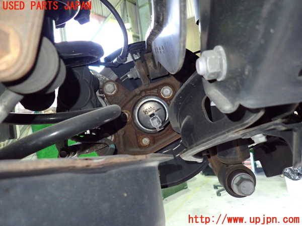 1UPJ-9236494305]ヴェルファイア(AGH30W)左リアナックルハブ 中古_2
