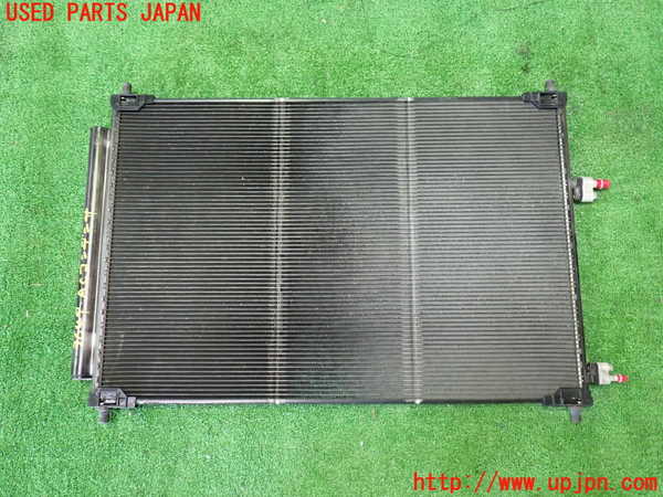 1UPJ-9236496031]ヴェルファイア(AGH30W)エアコンコンデンサー1 中古_2
