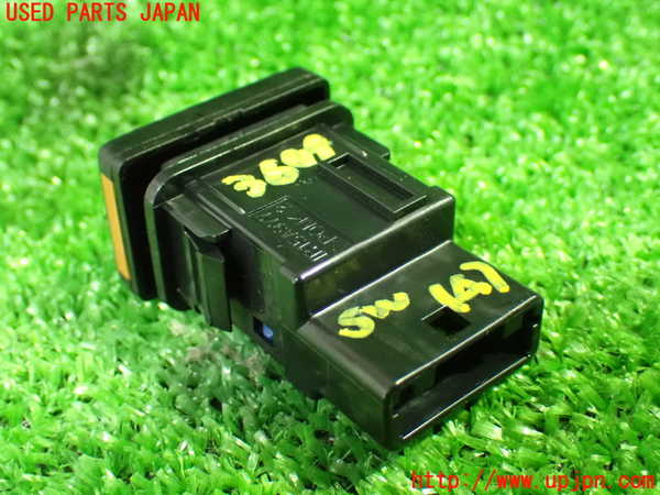 1UPJ-9236496309]ヴェルファイア(AGH30W)スイッチ4 (PWR DOOR OFF) 中古_2