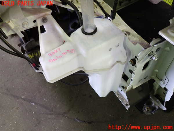 1UPJ-9236496791]ヴェルファイア(AGH30W)ウォッシャータンク1 中古_3