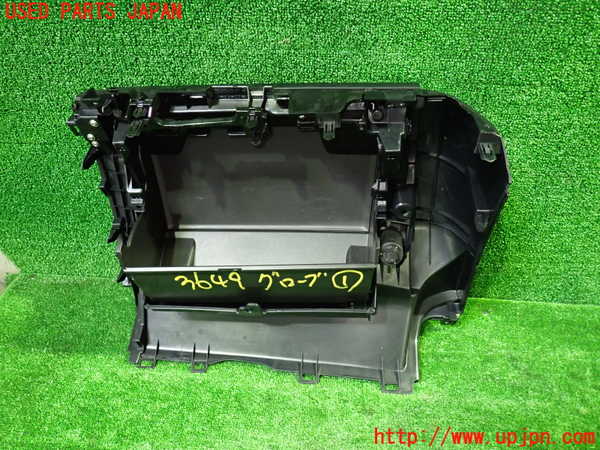 1UPJ-9236497516]ヴェルファイア(AGH30W)グローブボックス1 中古_3