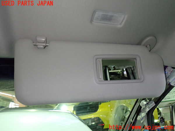 1UPJ-9236497625]ヴェルファイア(AGH30W)室内サンバイザー右側 中古_3