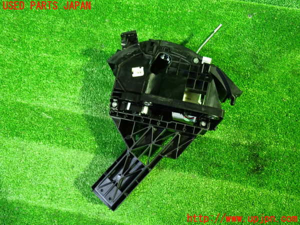 1UPJ-9236497555]ヴェルファイア(AGH30W)ATシフトレバー 中古_2