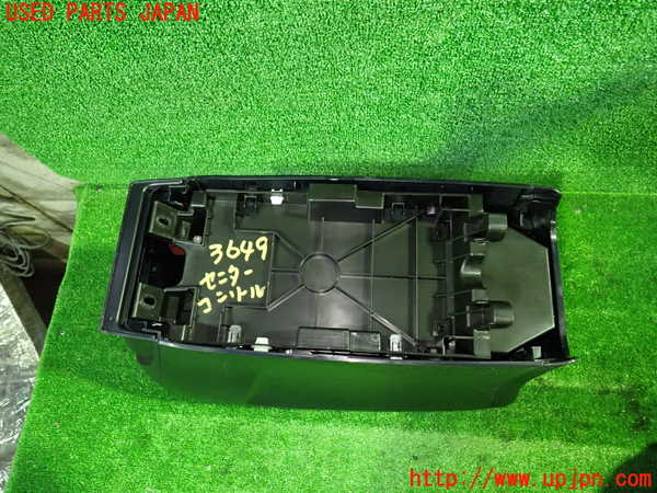 1UPJ-9236497540]ヴェルファイア(AGH30W)センターコンソール 中古_3