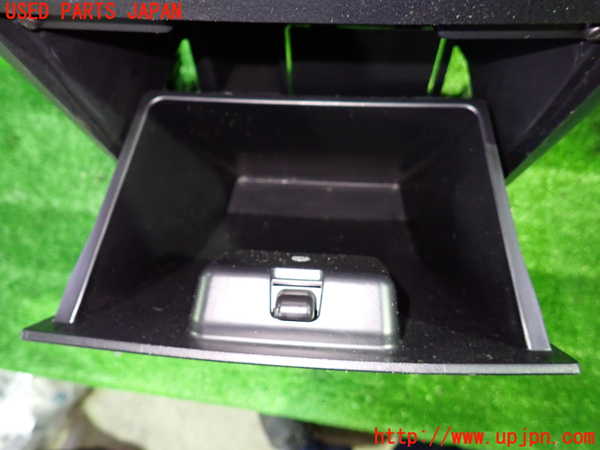 1UPJ-9236497549]ヴェルファイア(AGH30W)コンソール 中古_2