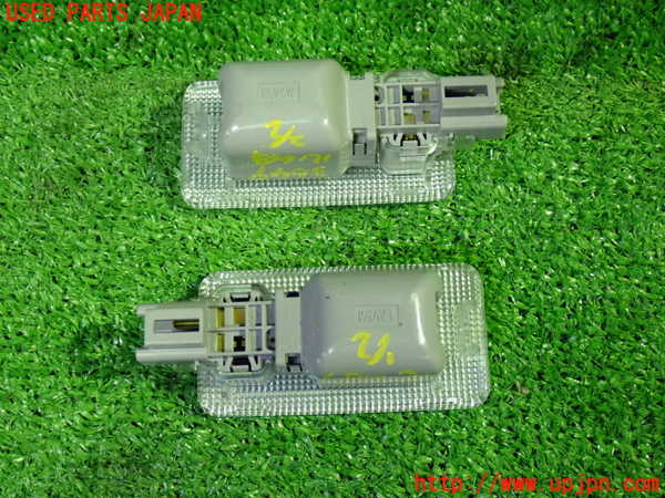 1UPJ-9236496414]ヴェルファイア(AGH30W)ルームランプ4 (ラゲッジ側面) 中古_2