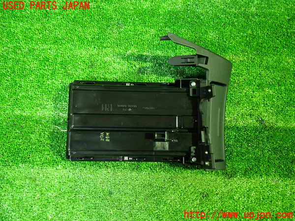 1UPJ-9236497810]ヴェルファイア(AGH30W)ドリンクホルダー 中古_3