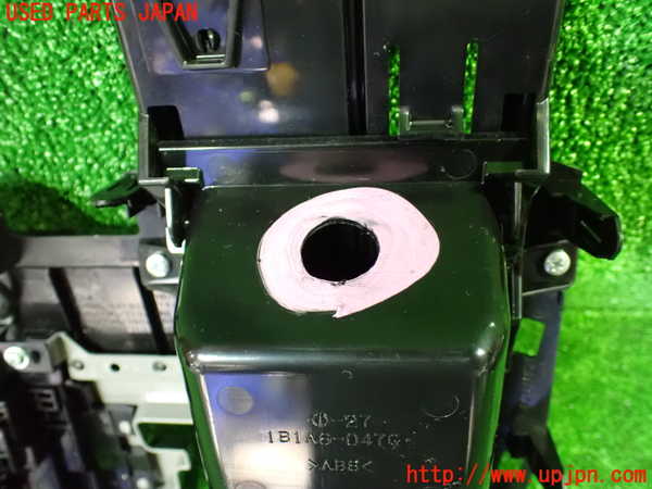 1UPJ-9236497691]ヴェルファイア(AGH30W)内装トリム類1 中古_4