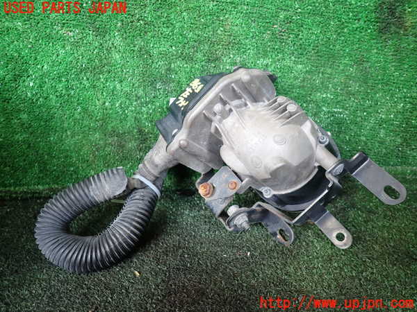 1UPJ-9236501182]レクサス・RX450h(GYL16W)左フォグ 中古_3