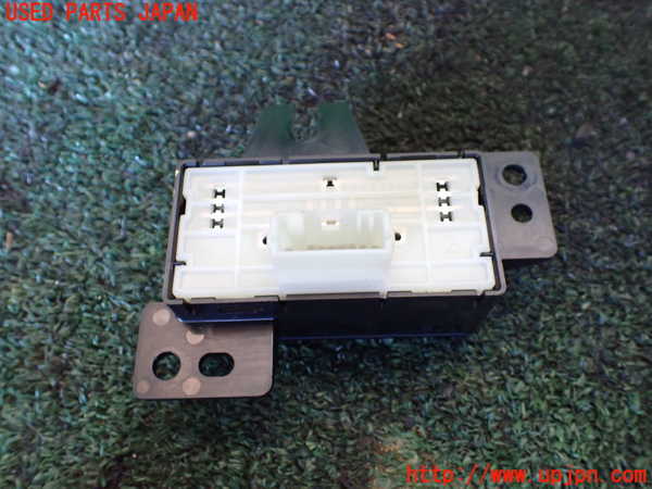 1UPJ-9236506306]レクサス・RX450h(GYL16W)スイッチ1(メーター照度 HUD) 中古_2