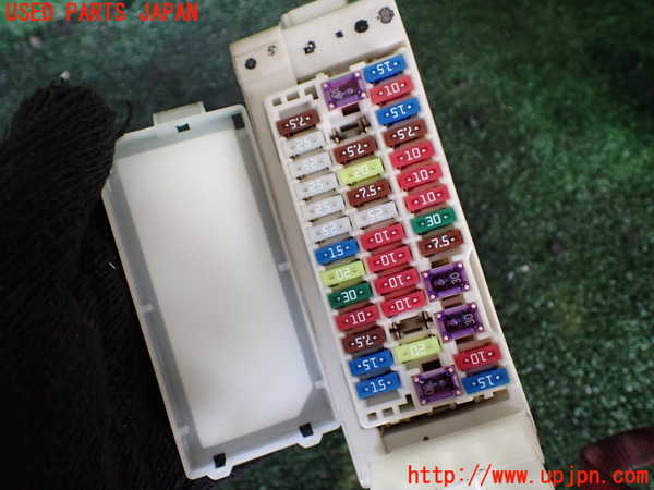 1UPJ-9236506742]レクサス・RX450h(GYL16W)ヒューズボックス2(室内助手席側) 中古_3