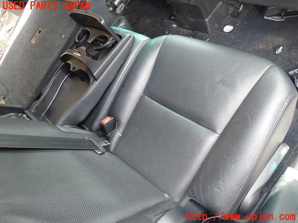 1UPJ-9236507405]レクサス・RX450h(GYL16W)右リアシート 中古_3