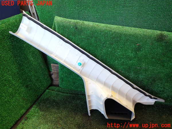 1UPJ-9236507655]レクサス・RX450h(GYL16W)右フロントピラートリム 中古_2
