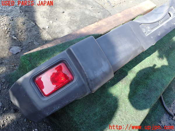 1UPJ-9236511610]ジープ・ラングラー アンリミテッド(JK38L)リアバンパー 中古_3