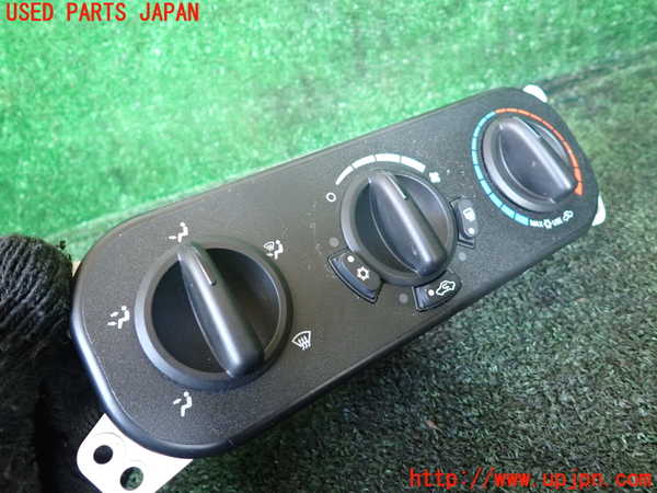 1UPJ-9236516066]ジープ・ラングラー アンリミテッド(JK38L)エアコンスイッチ1 中古_2