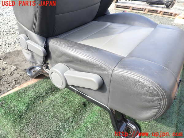 1UPJ-9236517035]ジープ・ラングラー アンリミテッド(JK38L)運転席シート 中古_4