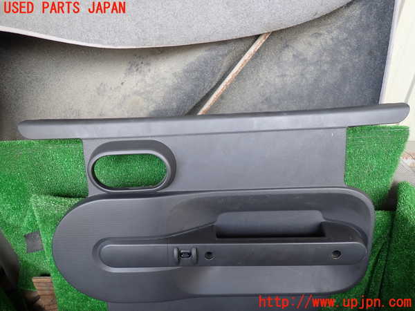 1UPJ-9236511234]ジープ・ラングラー アンリミテッド(JK38L)右前ドア内張り 中古_2