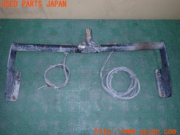 3UPJ=9236520043]ランドクルーザー100(UZJ100W)前期 社外 ヒッチメンバー 4極と7極 ヒッチメンバーコンセント付き 中古_5