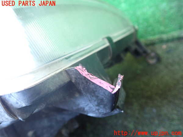 1UPJ-9236521132]ランクル100系(UZJ100W)左ヘッドライト ハロゲン 中古_4